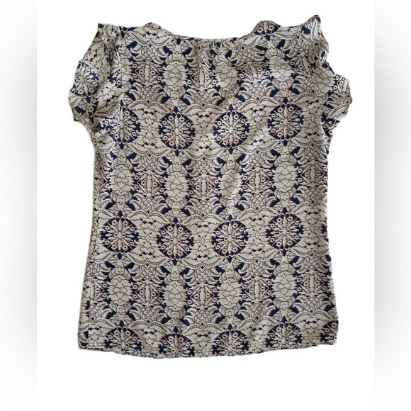 CAbi Women's Cream Blue Damask Flutter Short Sleeve Blouse Small #3074 - Picture 4 of 14